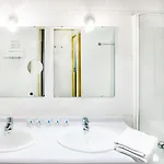 아파르트 세인트 장 아파트호텔 2*