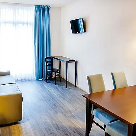 Saint Jean Lejlighedshotel 2*