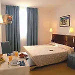 Aparthotel Saint Jean 2*