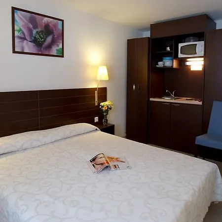 Saint Jean 2* Lourdes